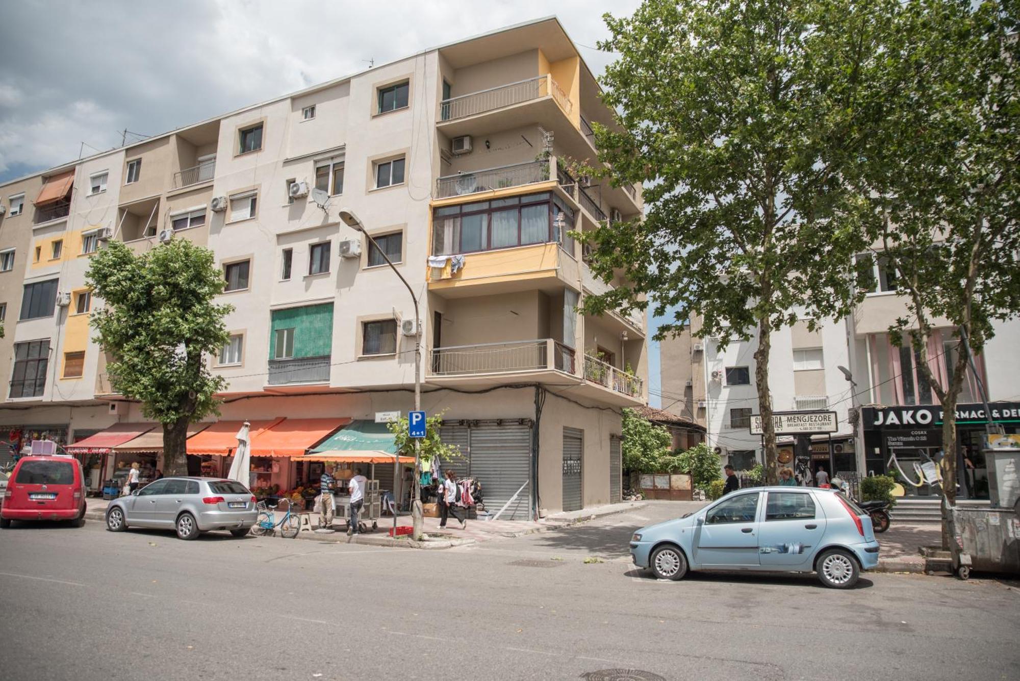Erbi'S Home Shkodër Exteriör bild